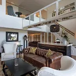 Hotel Camiral - The Leading Of The World