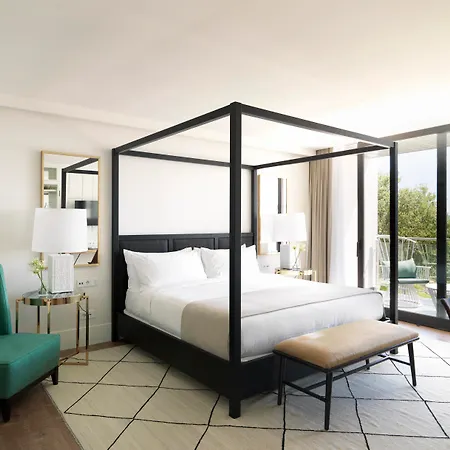 Camiral - The Leading Of The World 5*