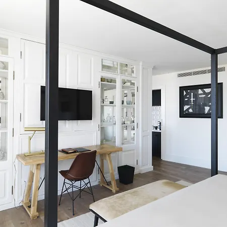 Hotel Camiral - The Leading Of The World 5*