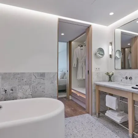Camiral - The Leading Of The World Hotel 5*